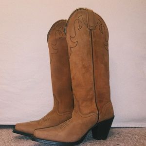 J.B DUTTON cowboy/cowgirl boots NEW W TAGS